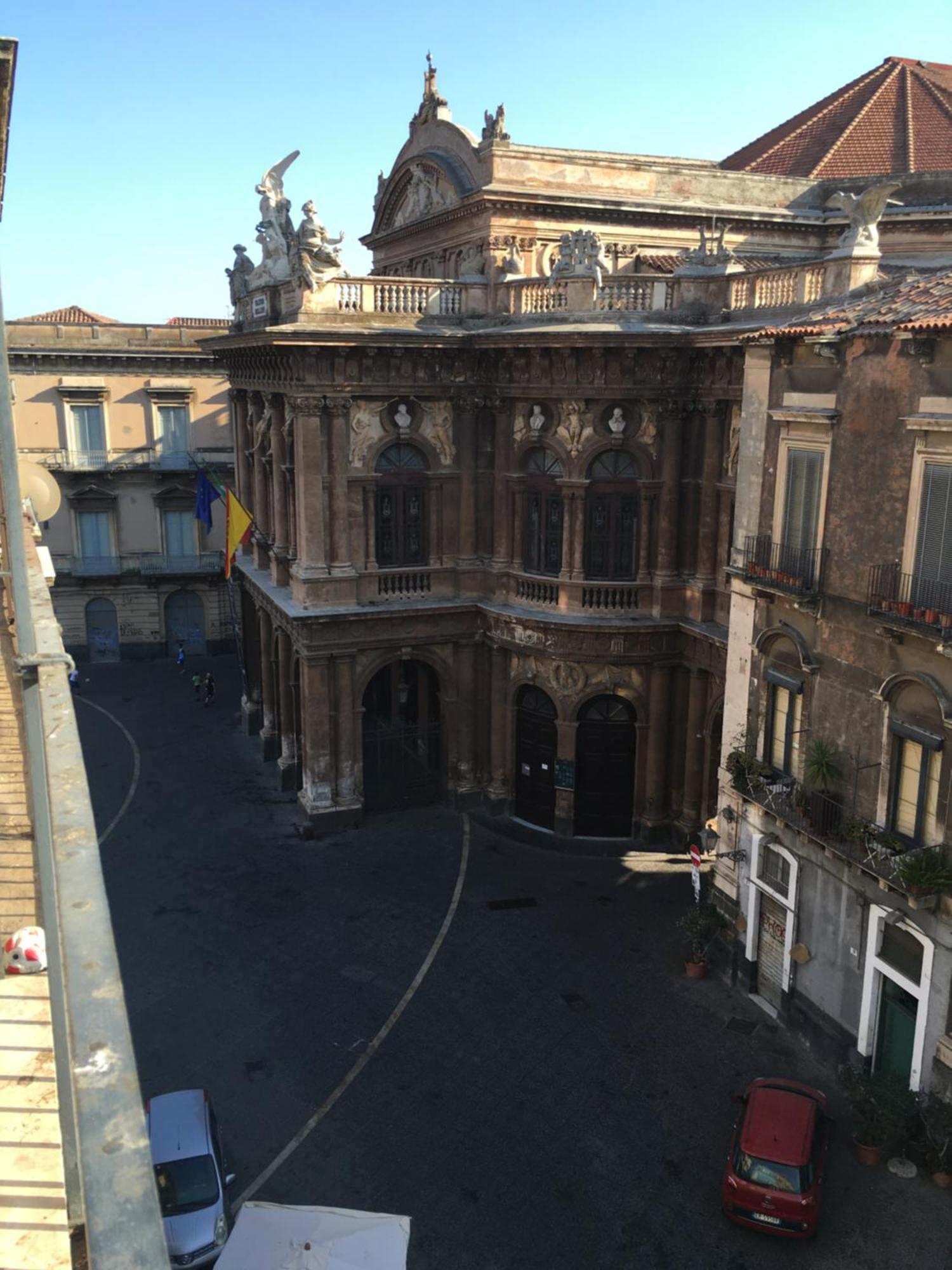 Wonderful Teatro Massimo Bellini Apartment Catania Exterior foto