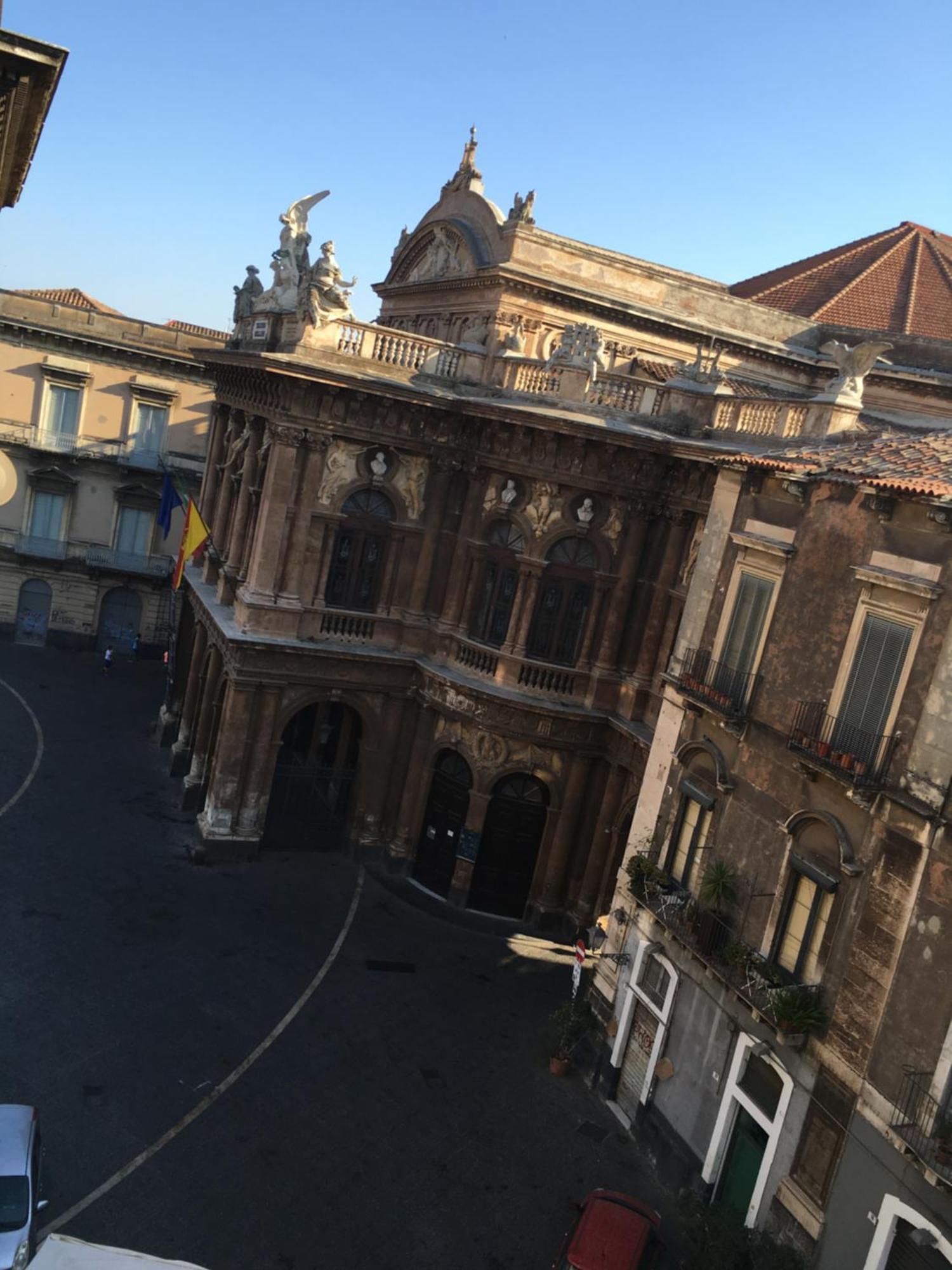 Wonderful Teatro Massimo Bellini Apartment Catania Exterior foto