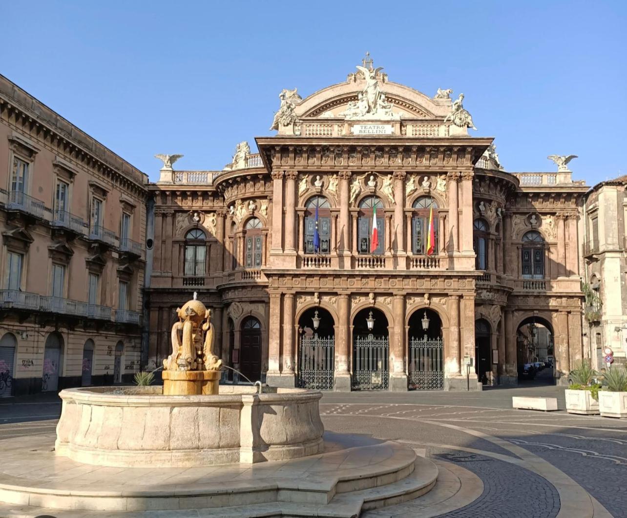 Wonderful Teatro Massimo Bellini Apartment Catania Exterior foto